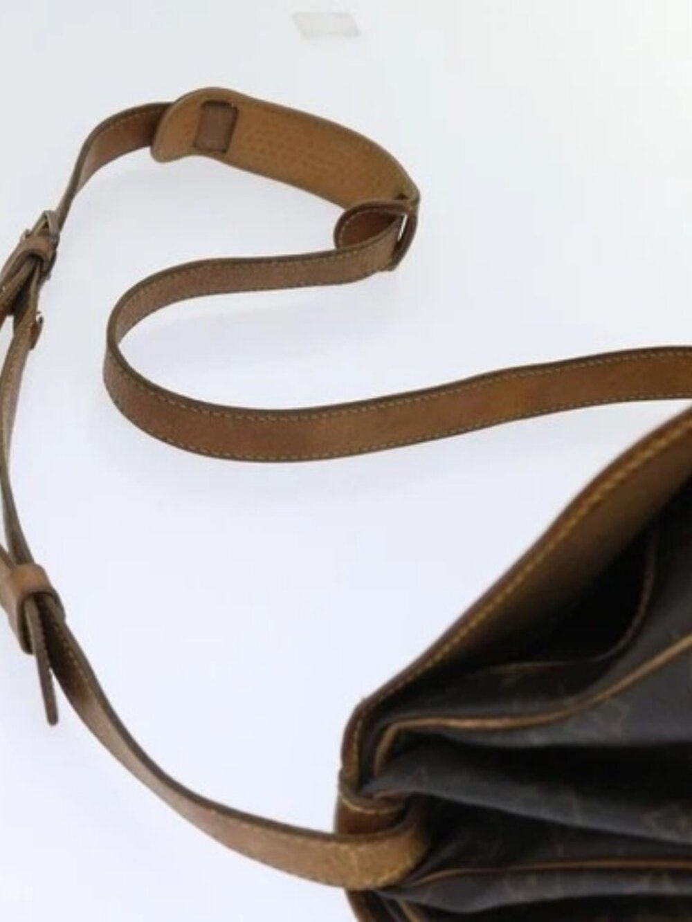 LOUIS VUITTON Monogram Saumur 35 Shoulder Bag - Picture 11 of 16